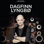 Dagfinn lyngbø sitt nye stand up show er tidvis briljant. En kan ikke unngå å bli imponert over det han gjør. Likevel fins det en sekvens som har et forbedringspotensiale.