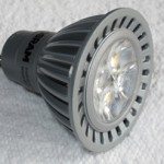 De som har frimodighet, fantasi og frekkhetens nådegave 2 Denne led-pæren ble installert i et takarmatur 26. Januar 2014. Den skulle vare til år 2039. Alt i følge osram. (foto: johnsteffensen. No)
